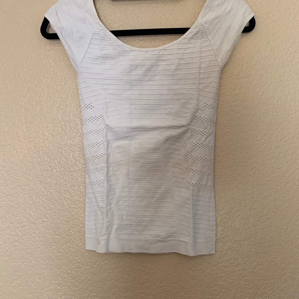 Bebe White Top - Picture 2 of 3